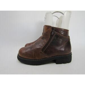NAOT Womens Size 36 EUR Brown Leather Zip Ankle Fashion Boots Bootie